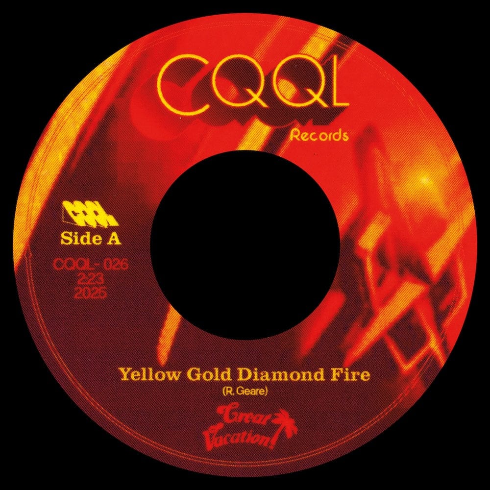 Great Vacation! - Yellow Gold Diamond Fire b/w You Make It Look Easy (7") CQQL